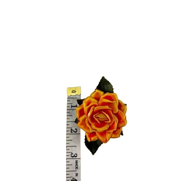 Vintage rose  brooch - Picture 3 of 3